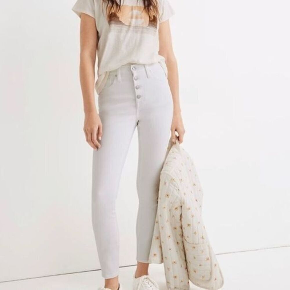 Madewell 10" High-Rise Skinny Crop Jeans in Pure White: Button-Front Edition